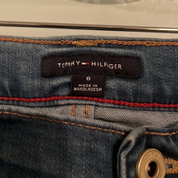 Tommy Hilfiger Distressed Jeans - Picture 3 of 7